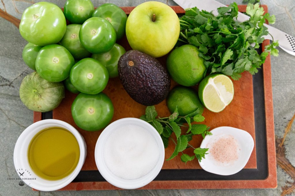 Ingredients for tomatillo green apple soup